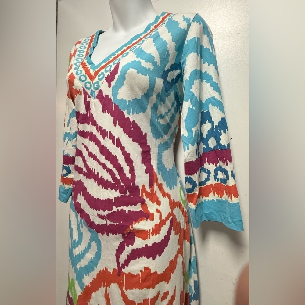 Multicolor V-Neck Patterned Dress - Picture 4 of 8